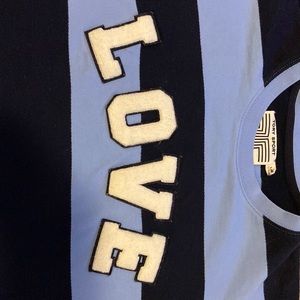 TORY (Burch) Sport LOVE lightweight crew sweatshirt (L)